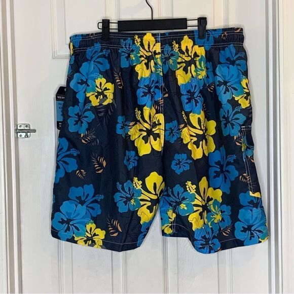 SIX ISLANDS Mens Swim Trunks Recycled Plastic Fabric Size 3XL - Picture 6 of 10